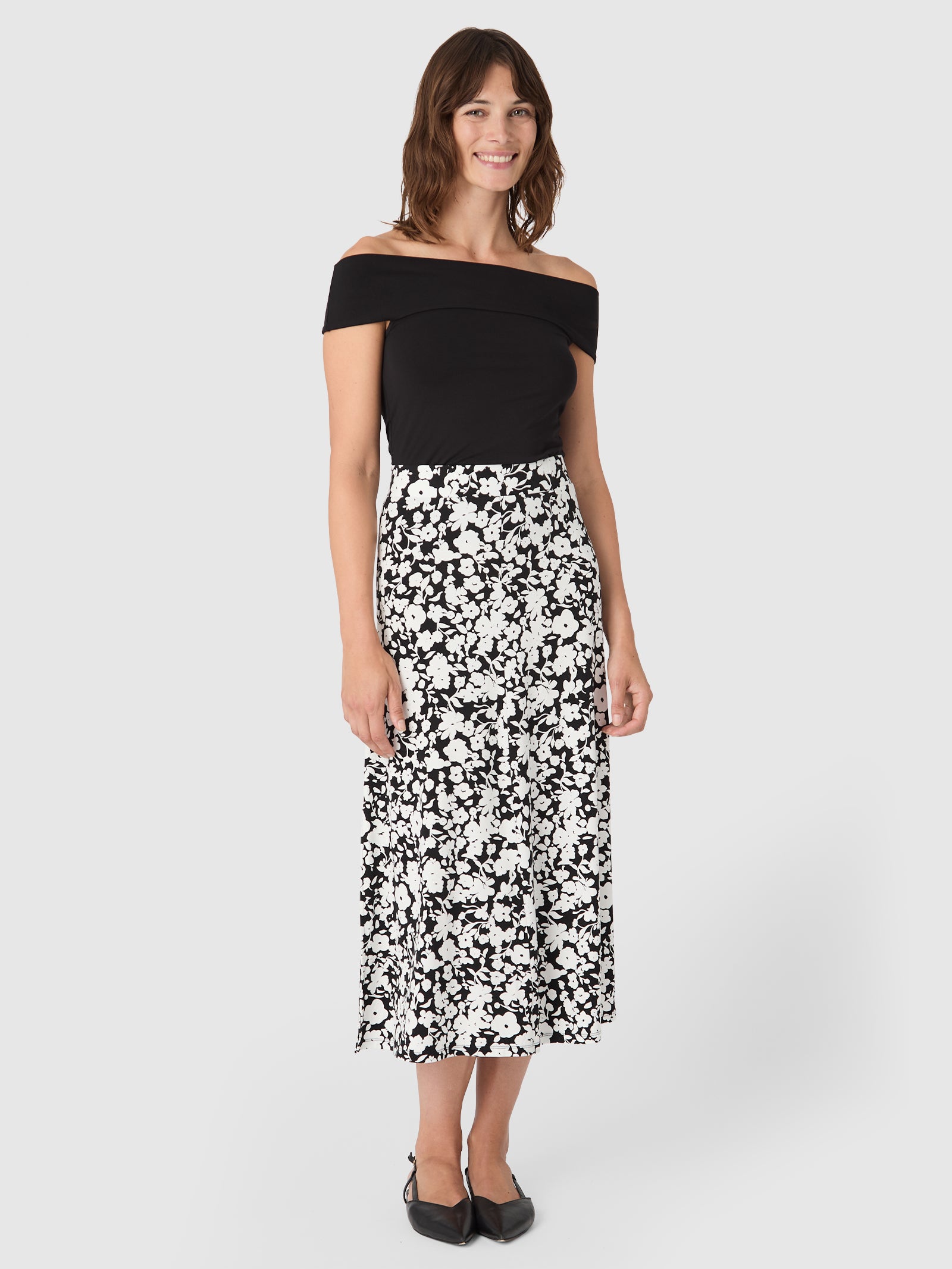Flower AOP Black