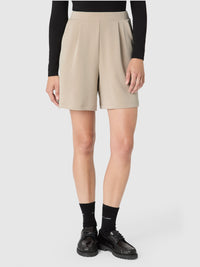 Ninaa Shorts