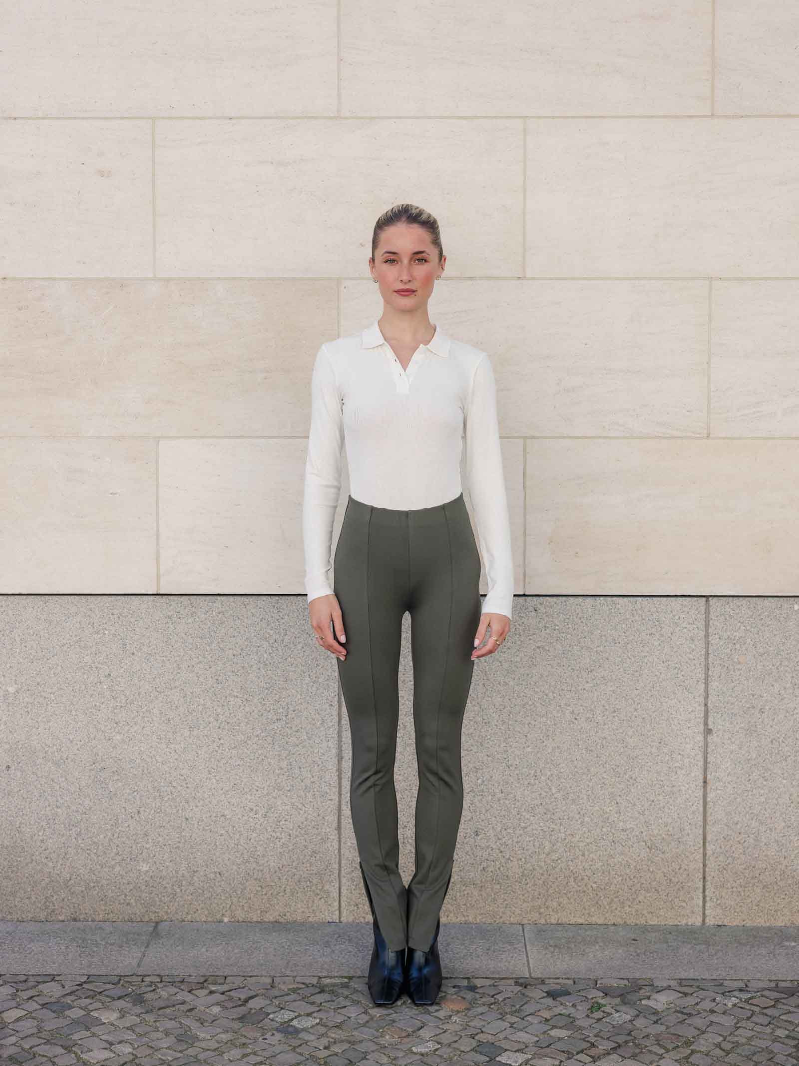 The Zoola Leggings -- Les Lunes - Main Image